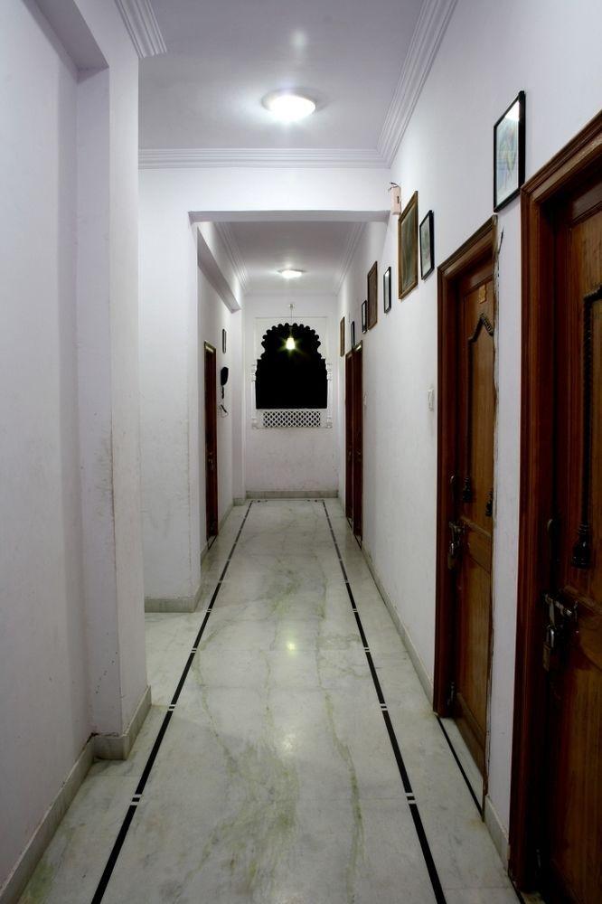 Hotel Udai Palace - Centrally Located Budget Family Stay Udaipur Exterior foto