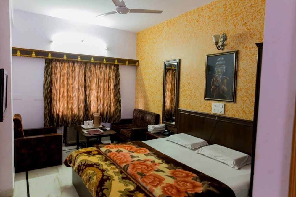 Hotel Udai Palace - Centrally Located Budget Family Stay Udaipur Exterior foto